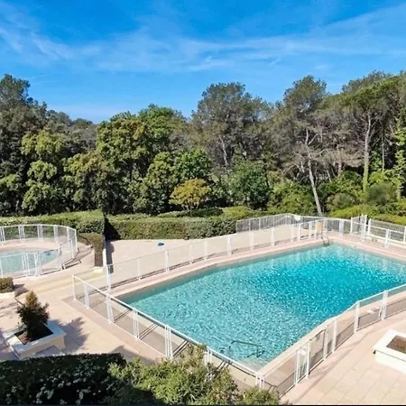 Avec Piscine Et Parking Prive - La De Mina Apartment Saint-Raphael (Var)