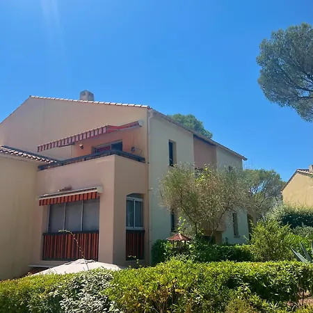 Avec Piscine Et Parking Prive - La De Mina * Saint-Raphael (Var)