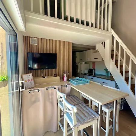 Apartment Avec Piscine Et Parking Prive - La De Mina Saint-Raphael (Var)