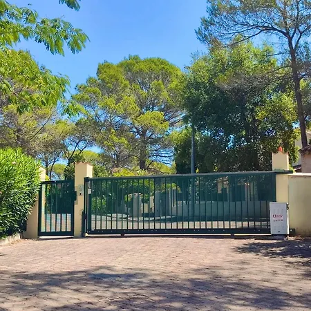 Apartman Avec Piscine Et Parking Prive - La De Mina *